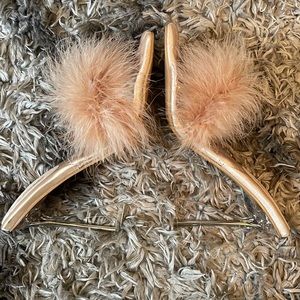 Open toe, clear heel, fur kitten pumps 👠